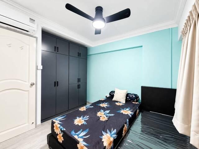 Common room at Blk 131 Rivervale Street, Sengkang