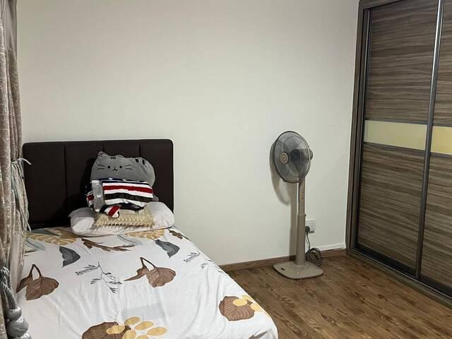 Common Room at Blk 341 Bukit Batok Street 34. Near MRT