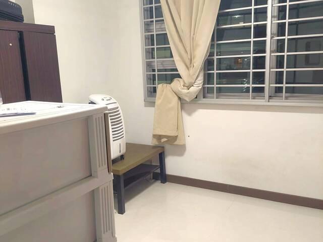 Common room at Blk 473A Upper Serangoon Crescent! NO AGENT FEE