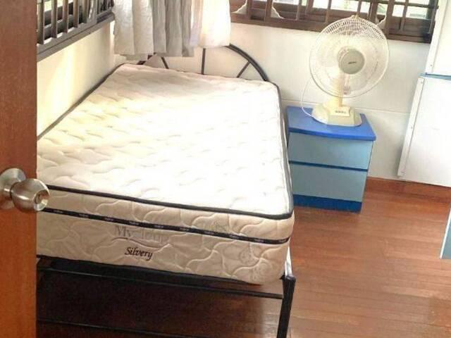 Common room at Blk 698C Hougang Street 52. Single pax Only NO AGENT FEE