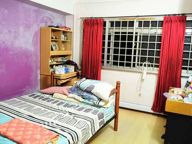 Common room at Blk 851 Woodlands Street 83, No agent fee