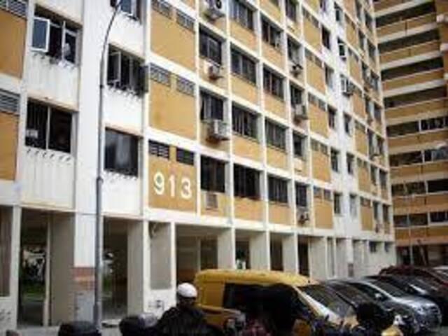 Common room at Blk 913 Jurong West Street 91, NO AGENT FEE