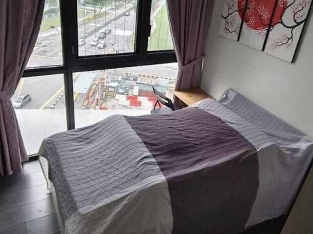Common room at River Isles for rent! Aircon wifi!