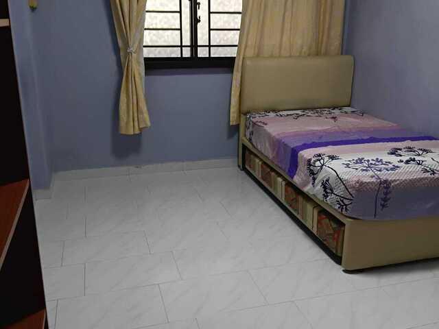 Common Room Blk 423 Ang Mo Kio Ave 3 @ $1200 AC/WIFI