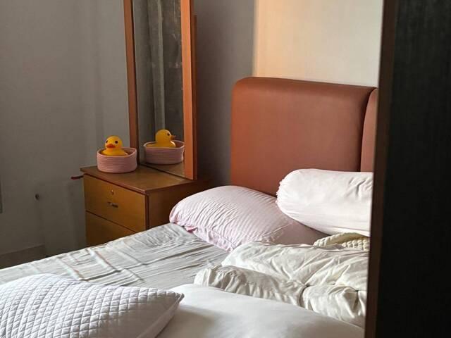 Common Room Blk 438 Ang Mo Kio Ave 10 @ $850 AC/WIFI