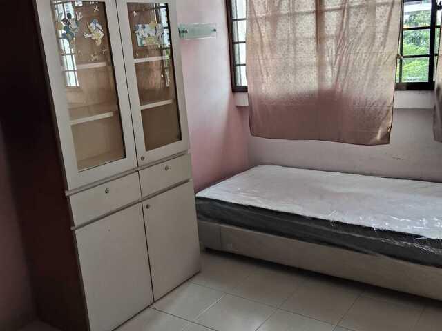 Common Room @ Bukit Batok Central 103! NO AGENT FEES!