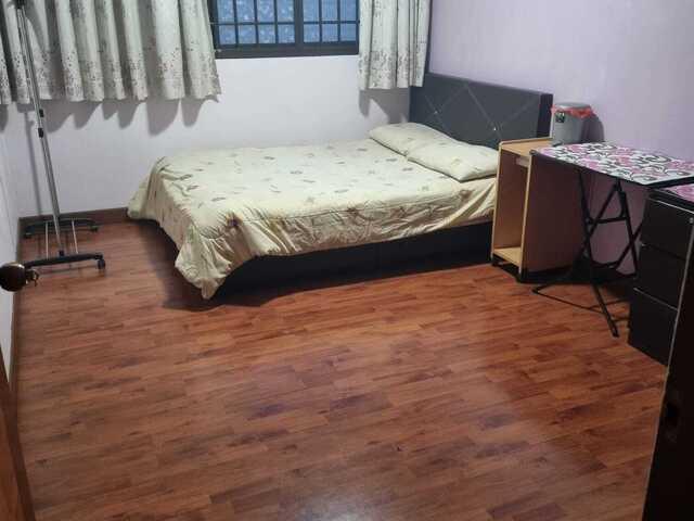 Common Room @ Bukit Batok St 34 BLK 346!NO AGENT FEES!
