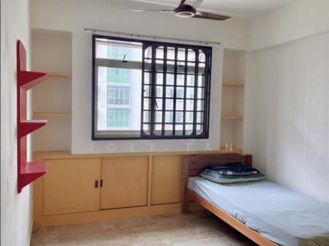 Common room in 101A Punggol Field