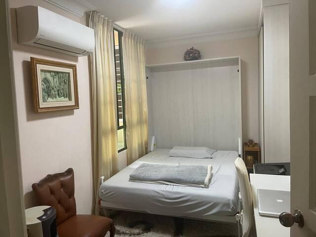 Common room @ Sallim Lodge – Immediate Availability!