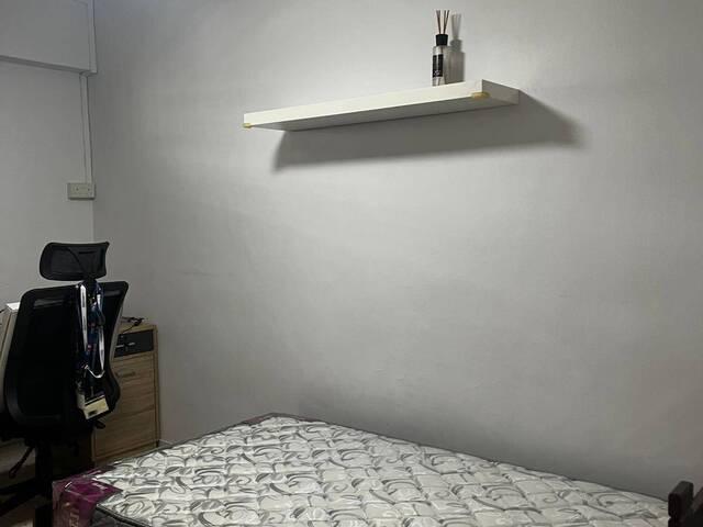 COMMON ROOMS FOR RENT