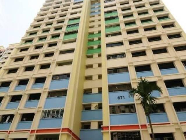 CommonRoom @ Choa Chu Kang Crescent BLK 671! Single lady owner!
