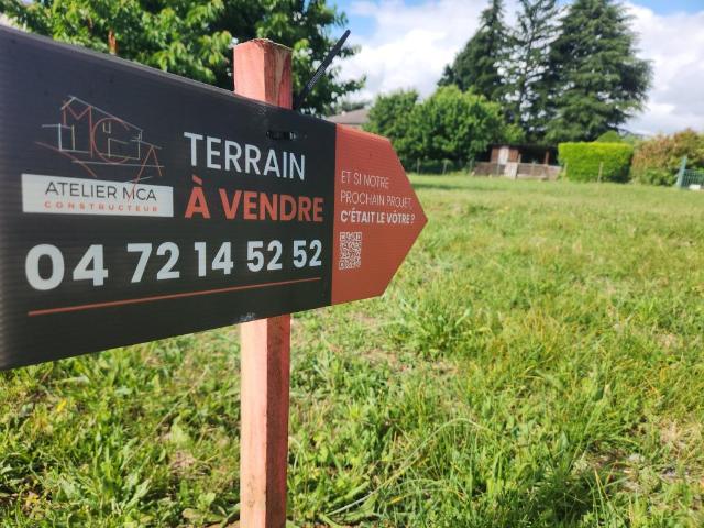 COMMUNAY TERRAIN 600M2 VIABILISE + PROJET
