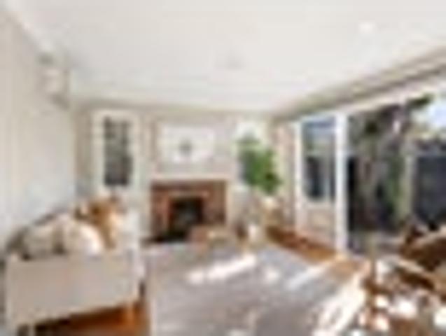 Commuter Friendly Character Cottage