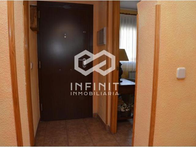 ? COMO NUEVA, CON PATIO DE ENSUEÑO Y LISTA PARA ENTRAR A VIVIR