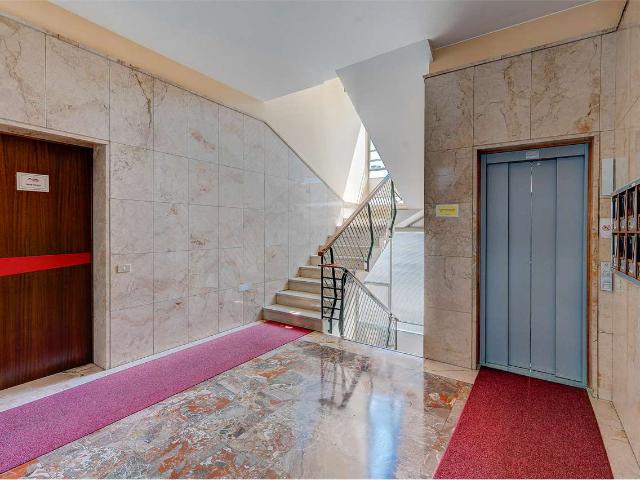 COMO CENTRO BELLISSIMO LOFT AL PIANO ATTICO CON TERRAZZO VISTA LAGO