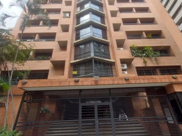 COMODO Y BELLO APARTAMENTO EN EL ROSAL EN VENTA