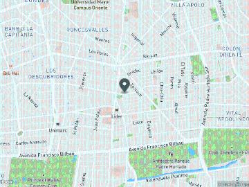 Cómoda Casa con Piscina en un muy buen sector de Las Condes, Libre de grande Edificaciones