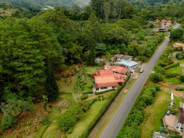 Comoda casa de montana en Boquete!