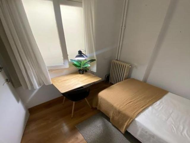 COMODA HABITACION CON EXCELENTE UBICACION EN IBIZA
