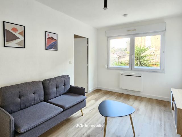 COMPANS CAFFARELLI T2 MEUBLE PARKING