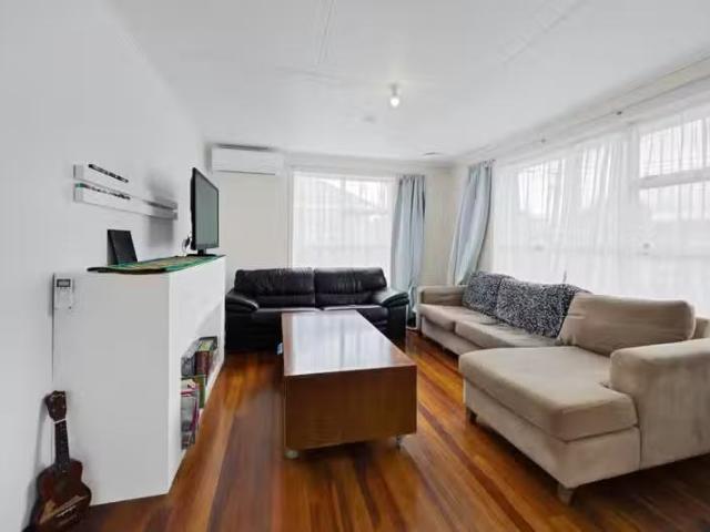COMPACT COMFORT WITH PLENTY TO LOVE – First National Real Estate
