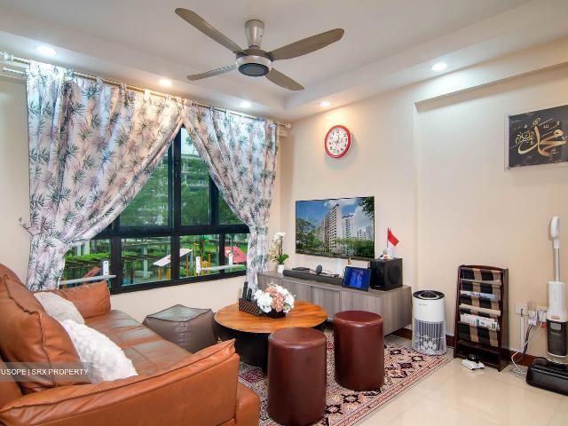 Compassvale Boardwalk Sengkang, HDB 4 Rooms