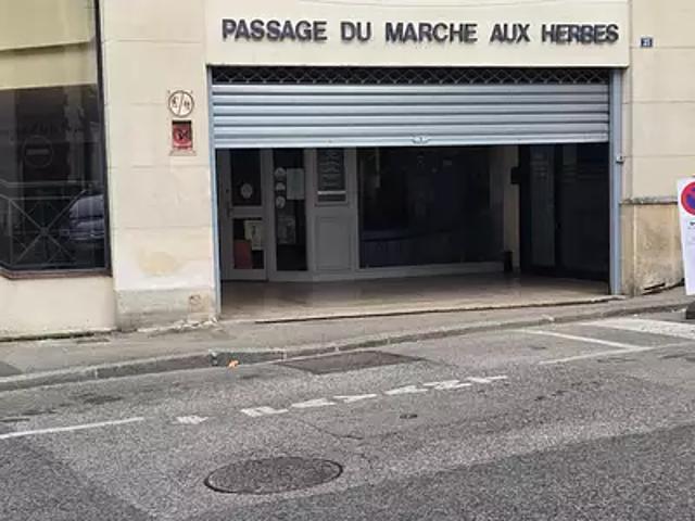 Compiègne 60200 Achat / Vente divers 1 pièce
