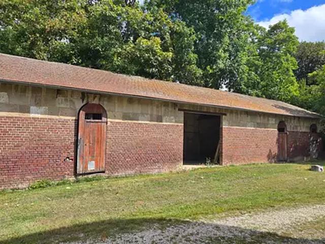 Compiègne 60200 Achat / Vente maison 1 pièce t1 au dernier étage