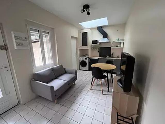 Compiègne 60200 Location appartement 2 pièces t2 cave