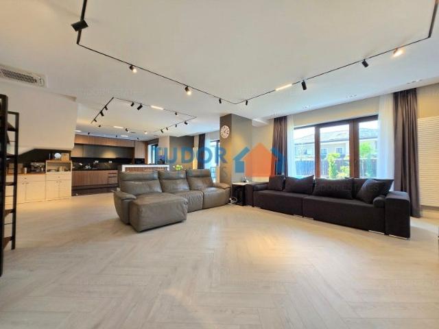 Compound villa