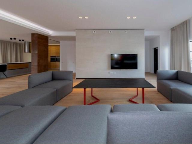 Compound villa