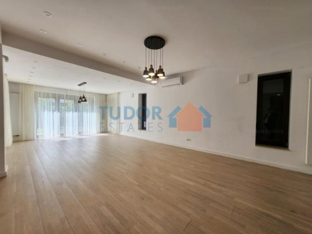 Compound villa