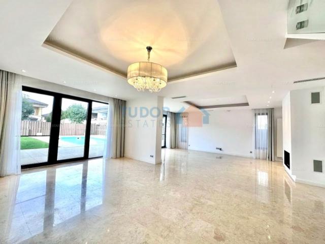 Compound villa
