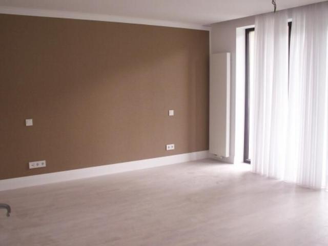 Compound villa
