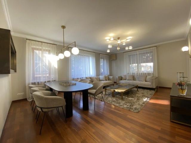 Compound villa