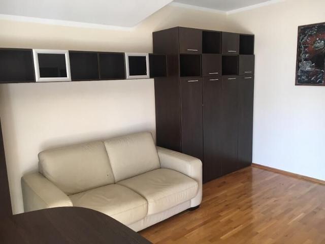 Compound villa