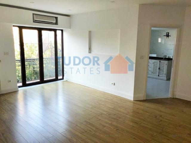 Compound villa