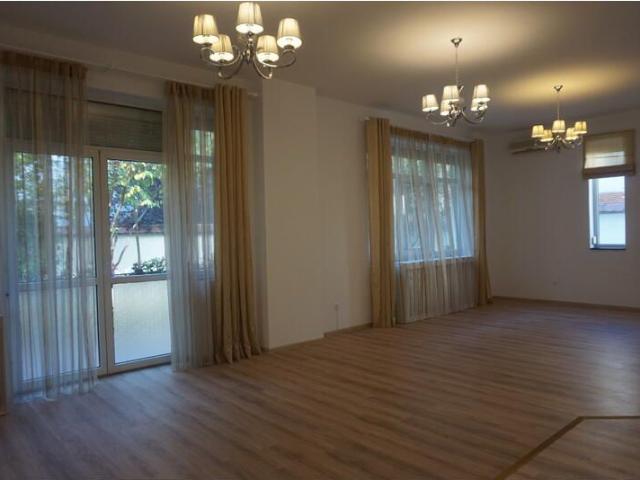 Compound villa