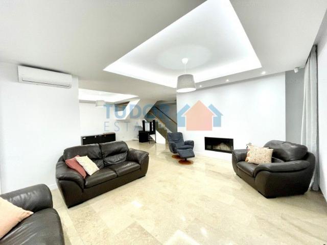 Compound villa