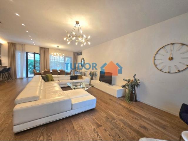 Compound villa