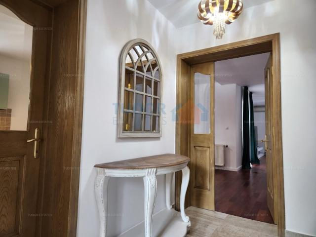 Compound villa