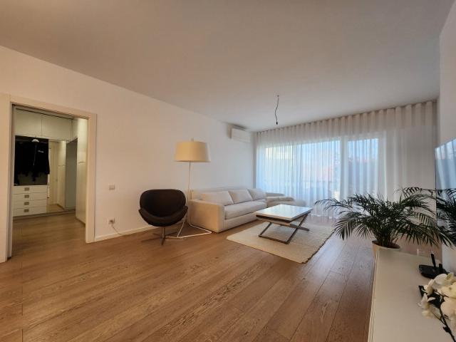 Compound apartment