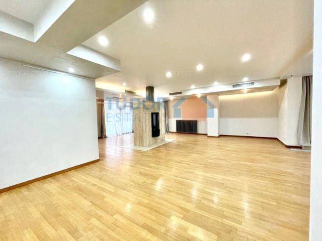 Compound Penthouse apartment