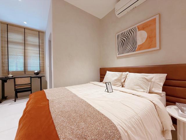 Complete Unit Freehold Gated Guard 2 Storey 22x73sqft Paya Rumput