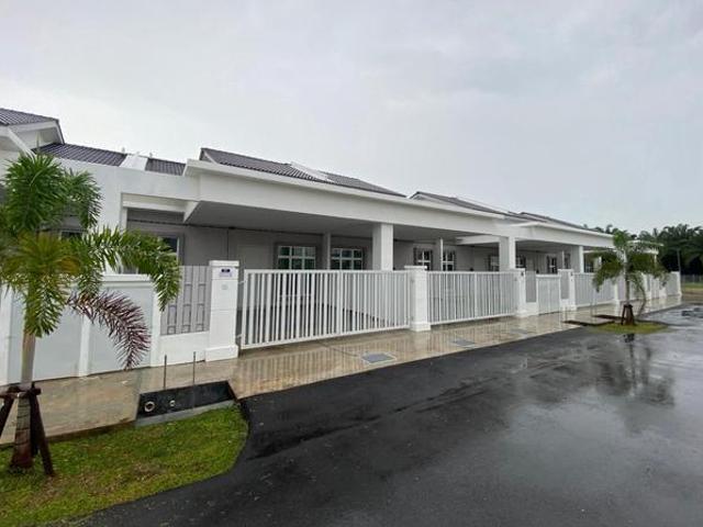 Completed New House Tiang Dua FREEHOLD Single Terrace