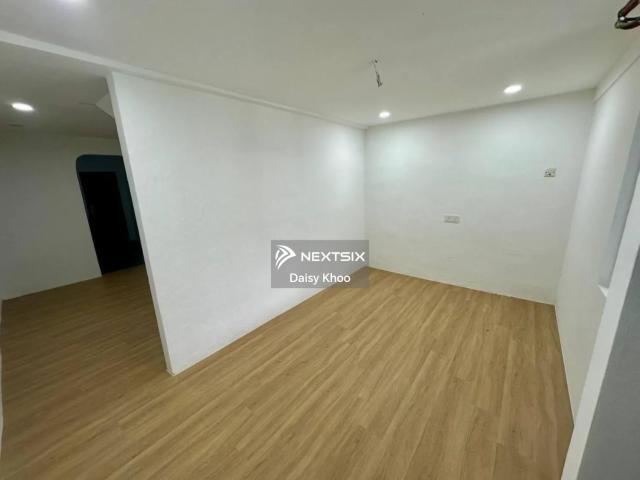 Completed unit, free all fees, freehold, kota warisan