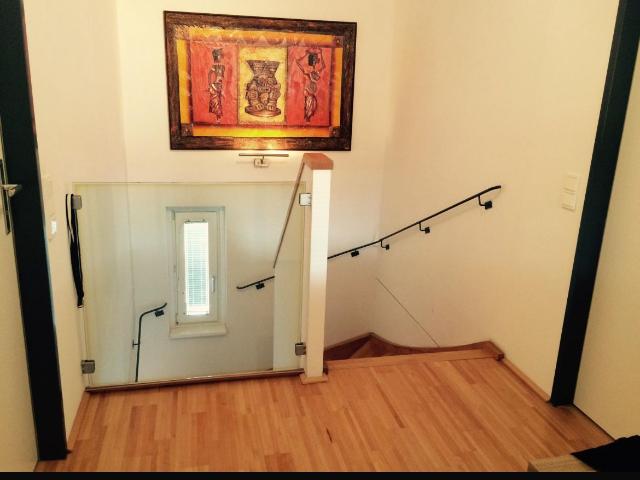 Completely renovated 2 floor, 2 Bedroom apartment Vienna 22 Vienna Amsterdam Apartments for Rent