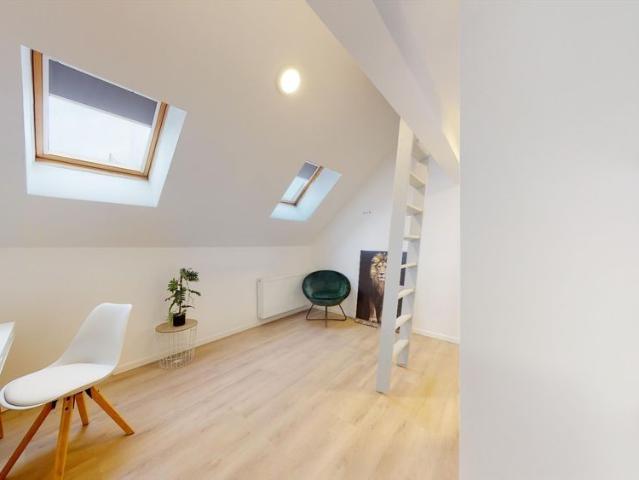 Completely renovated student room in prime location in Antwerp! FOR STUDENTS ONLY!