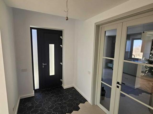 Complex de Vile Exclusivist Bucium Visan, teren 700 mp, circuit inchis