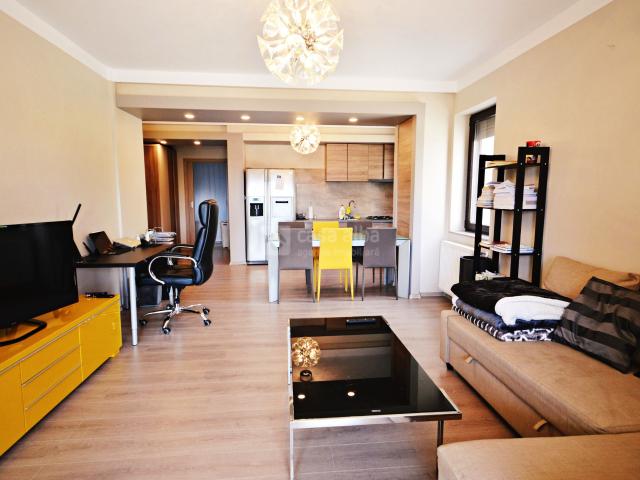 Podul de fier Zorilor, 2 camere ready to move, cu parcare inclusă